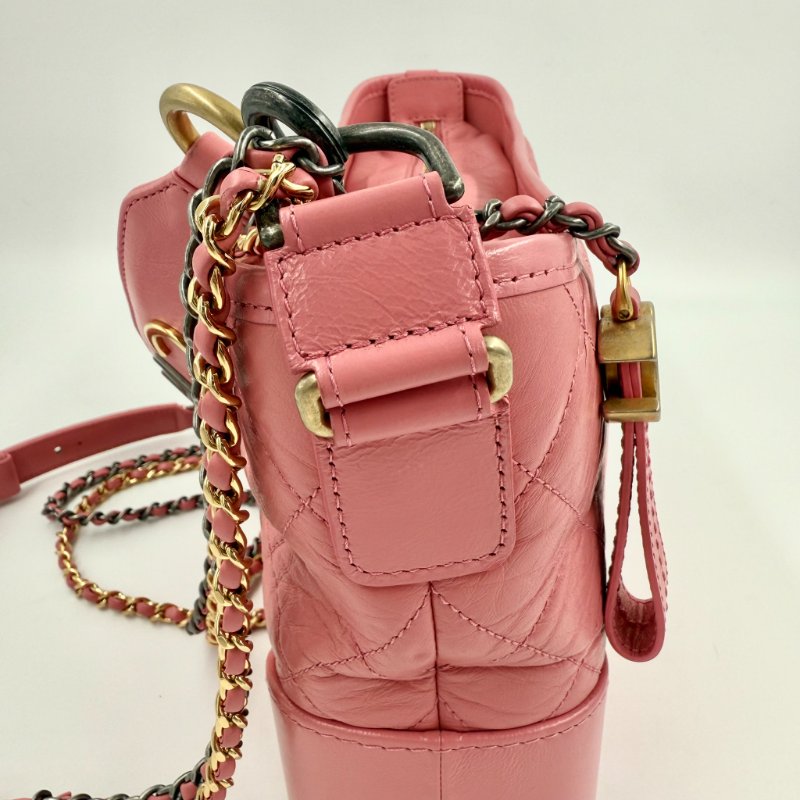 CHANEL - 粉色羊皮菱格流浪包-中號-12