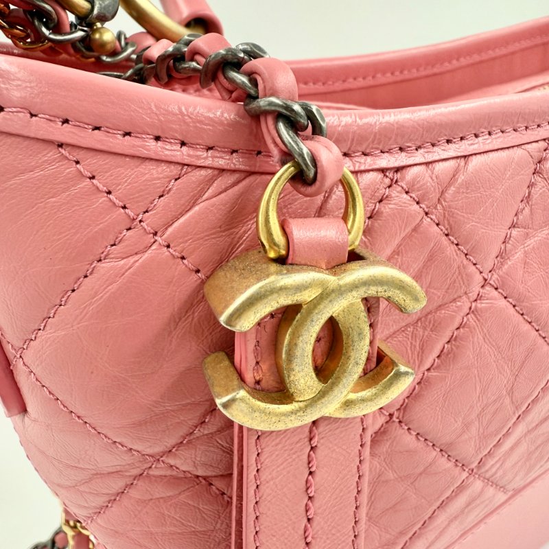 CHANEL - 粉色羊皮菱格流浪包-中號-13