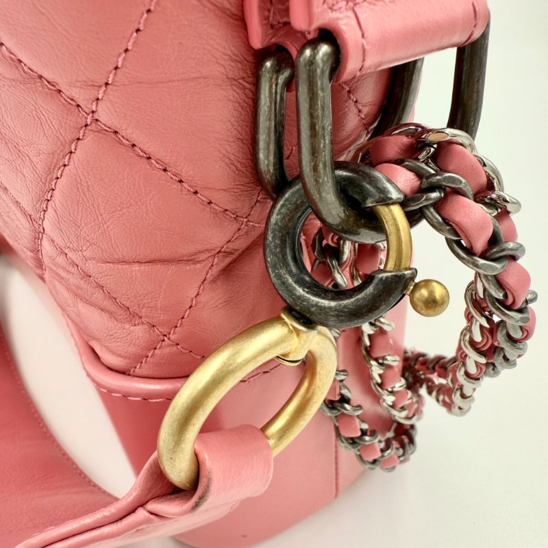 CHANEL - 粉色羊皮菱格流浪包-中號-15