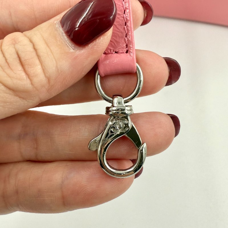 CHANEL - 粉色羊皮菱格流浪包-中號-22