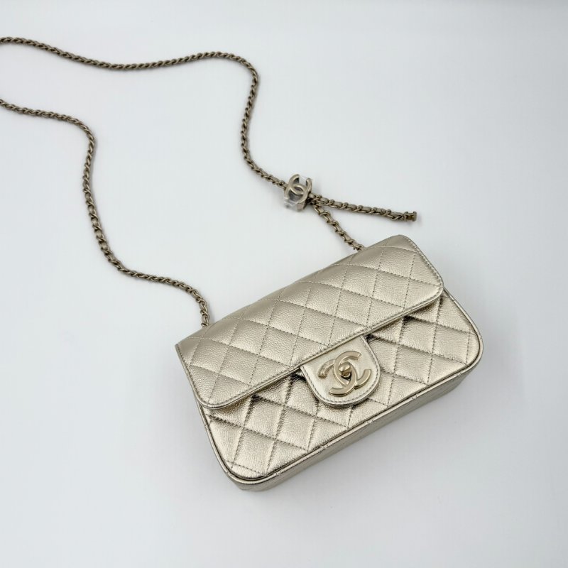 CHANEL - 金色荔枝皮雙c調節釦 Mini CF-4