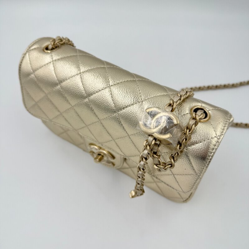 CHANEL - 金色荔枝皮雙c調節釦 Mini CF-5