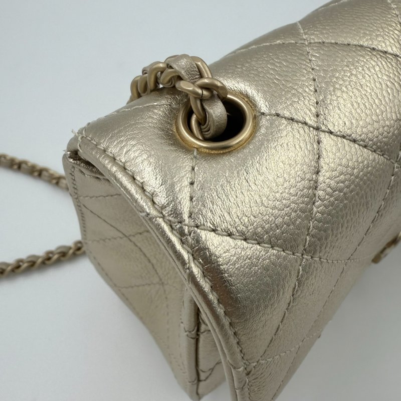CHANEL - 金色荔枝皮雙c調節釦 Mini CF-13
