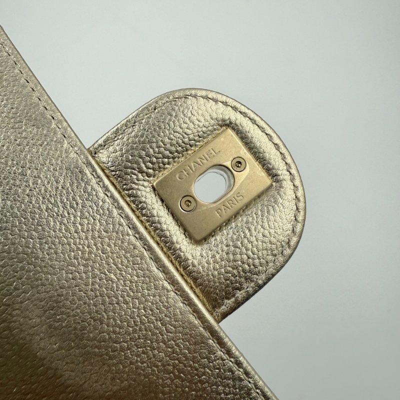 CHANEL - 金色荔枝皮雙c調節釦 Mini CF-16