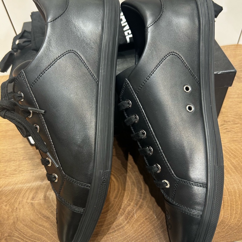 香奈兒 Chanel 休閒板鞋 黑色牛皮 雙C logo 42碼 99 新-9