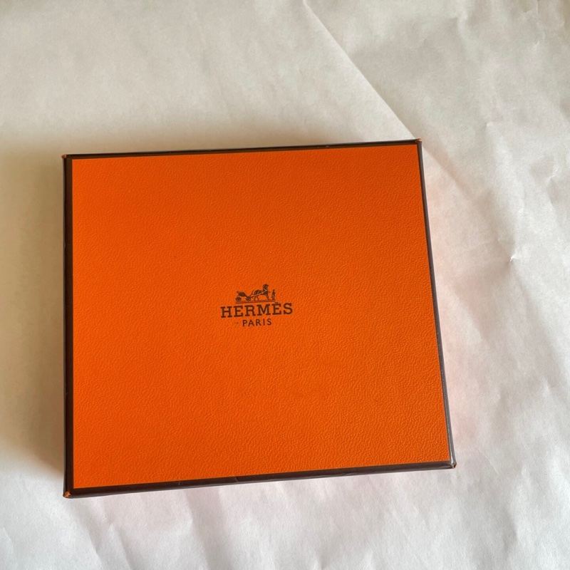 愛馬仕 Hermès 雙翻蓋小皮件Calvi｜Epsom壓紋大象灰 X刻｜卡片零錢一包搞定-1