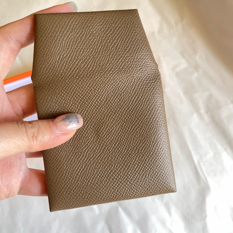 愛馬仕 Hermès 雙翻蓋小皮件Calvi｜Epsom壓紋大象灰 X刻｜卡片零錢一包搞定-3