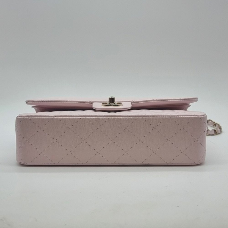 【包稅】CHANEL 經典魚子醬銀色翻蓋包，附晶片 CHB082502-4