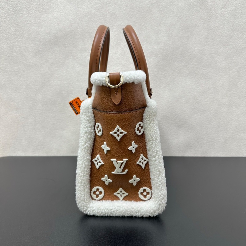 LV On my side小號 羊絨拼皮托特 芯片款26*21 全新閒置配件盒子塵袋-5