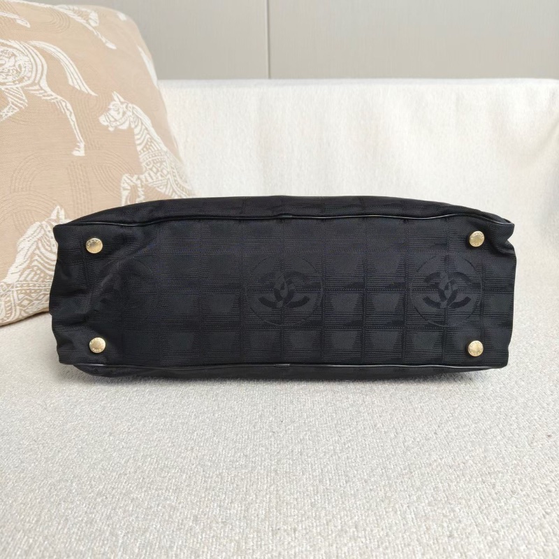 Chanel 中古冰格手提腋下包 34*11*11 98新配件塵袋-4