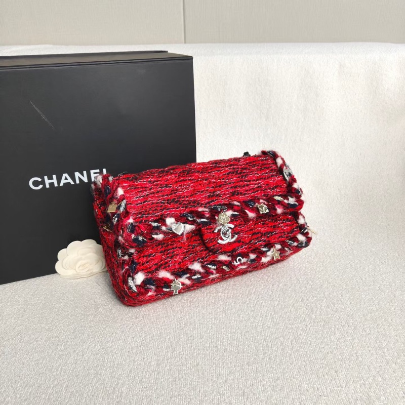Chanel 毛呢貓咪徽章吊墜CF中號25*15*7 99新配件塵袋購證-5