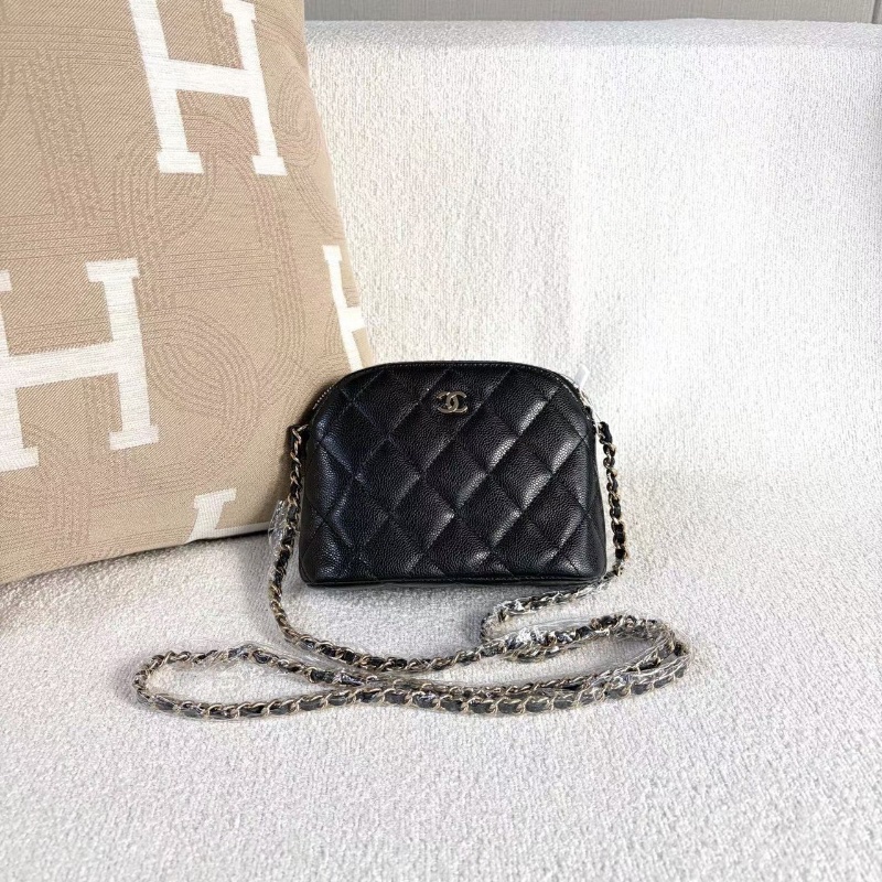 Chanel 黑金小貝殼鏈條包16*11.5*5 99新配件塵袋-1