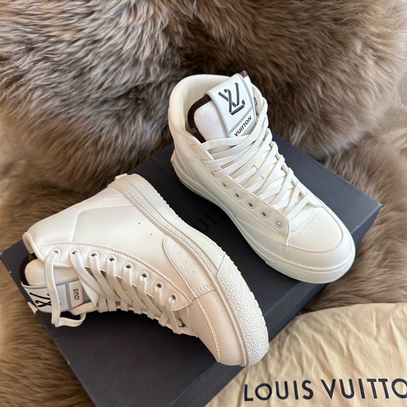 LV路易威登 Charlie圓頭系帶高幫板鞋 白色 35碼 99 新閒置未使用-1