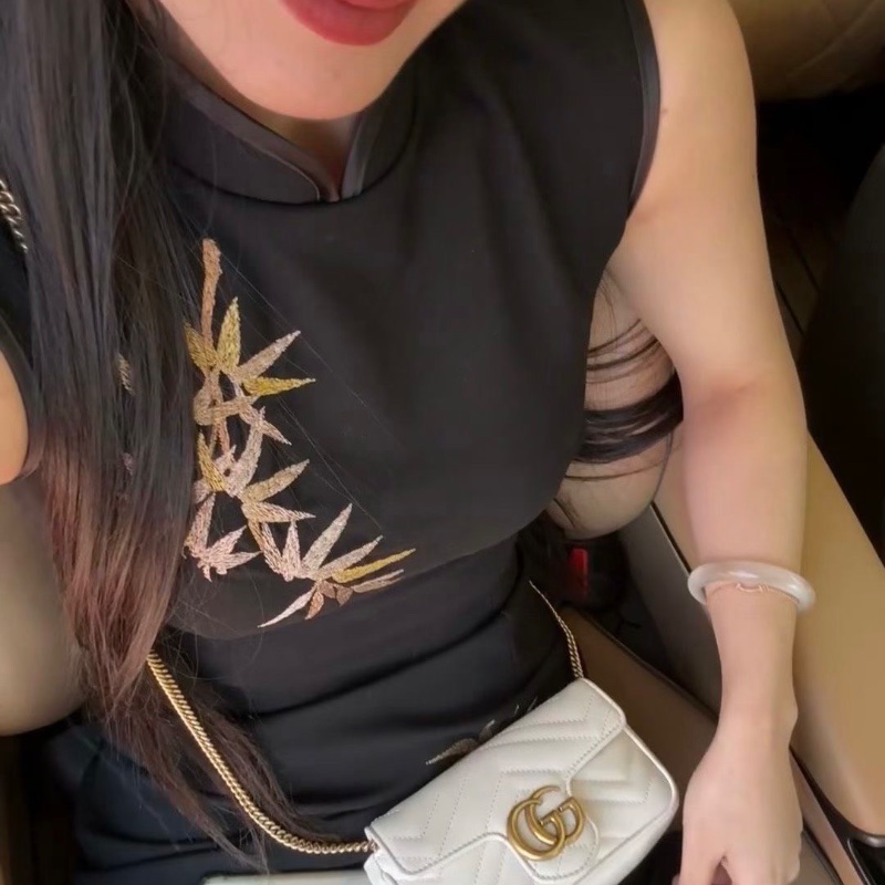 Gucci marmont mini 鏈條包 白色金扣 17*10*4.5  99新配件塵袋盒子購證-0