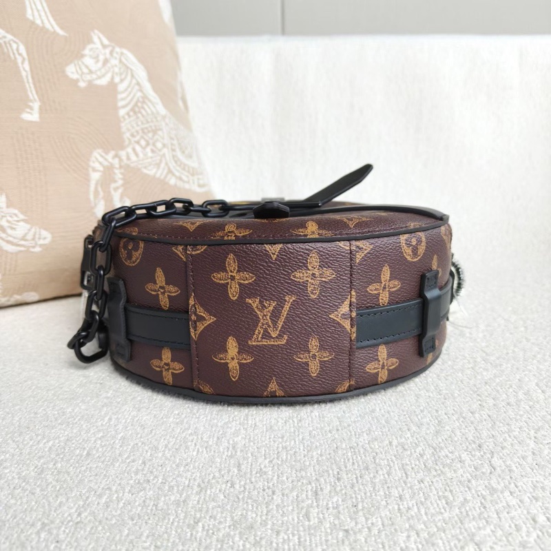 LV WheelBox老花車輪圓餅包 芯片款 23*23*9 99新配件塵袋-4