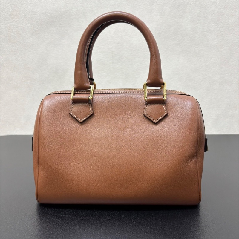 Celine 焦糖色凱旋門logo波士頓全皮枕頭包21*17  99新配件塵袋-5