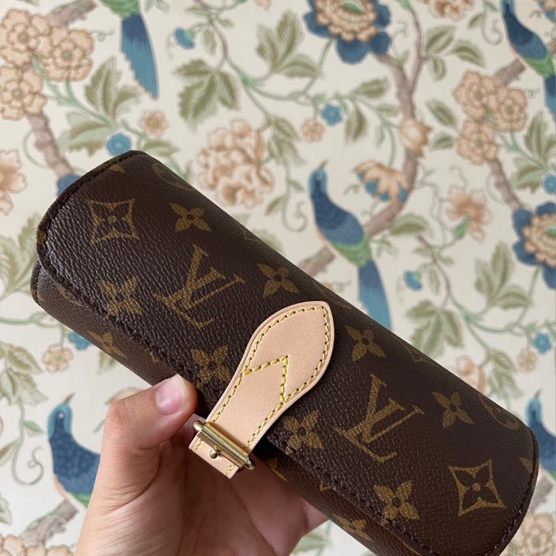 LV  老花手錶手鐲收納盒芯片款19.5*7.5*7.5 98新配件塵袋-1