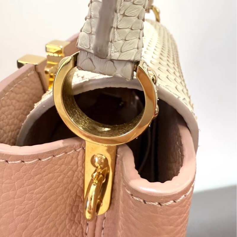 LV 路易威登 Capucines mini 粉色拼蛇皮手柄 芯片款 整體98新成色～-5