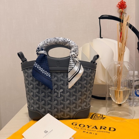 戈雅 goyard 新款手把水桶