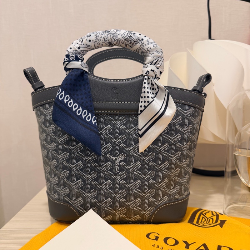 戈雅 goyard 新款手把水桶-1