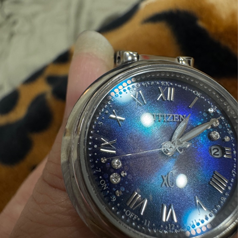 CITIZEN 星辰XC女神限定款時鈦金屬電波光動能腕錶29mm/ES9460-61L 原廠盒單保卡-1