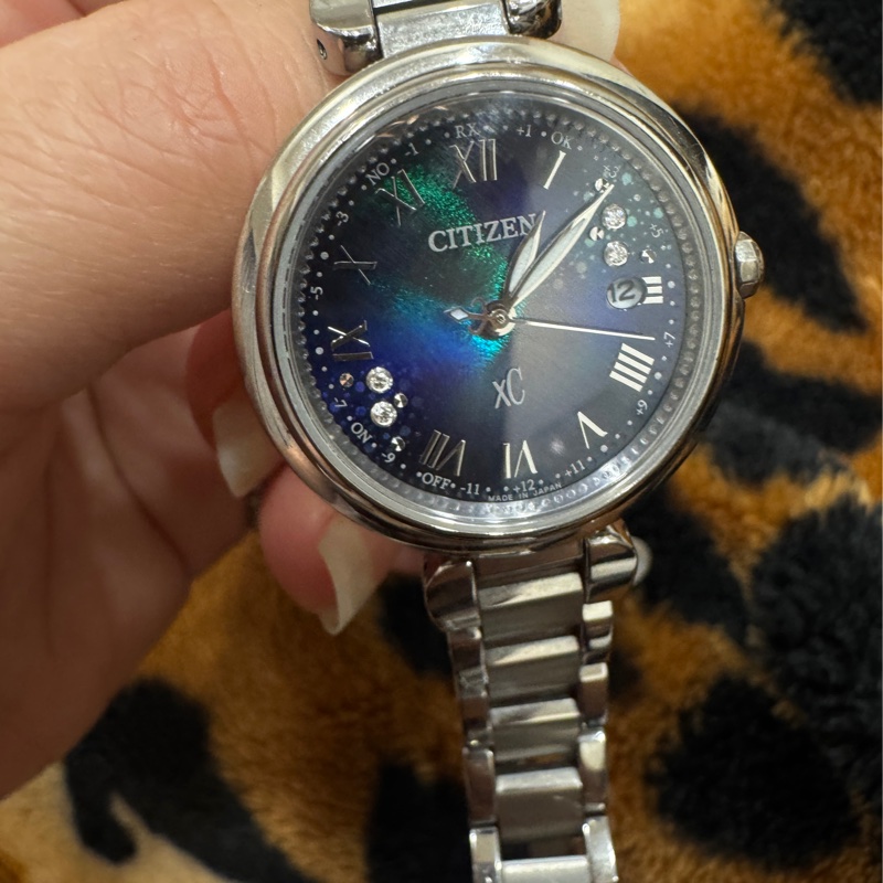 CITIZEN 星辰XC女神限定款時鈦金屬電波光動能腕錶29mm/ES9460-61L 原廠盒單保卡-7