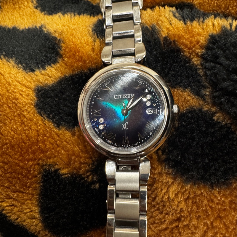 CITIZEN 星辰XC女神限定款時鈦金屬電波光動能腕錶29mm/ES9460-61L 原廠盒單保卡-8