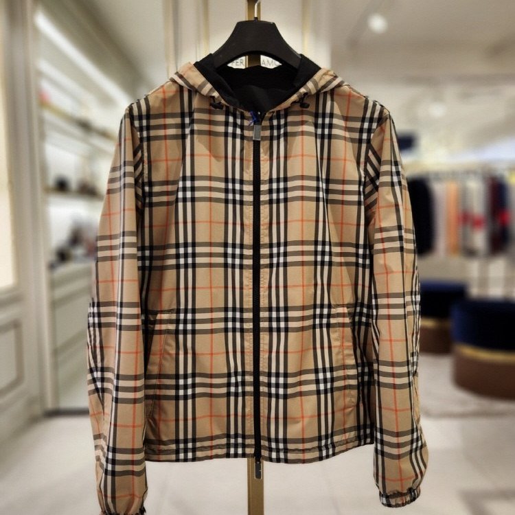 🎊新年特賣🧧Burberry 男款 81103711 雙面兩穿 Vintage 格紋連帽外套 XS/S/M/L-2