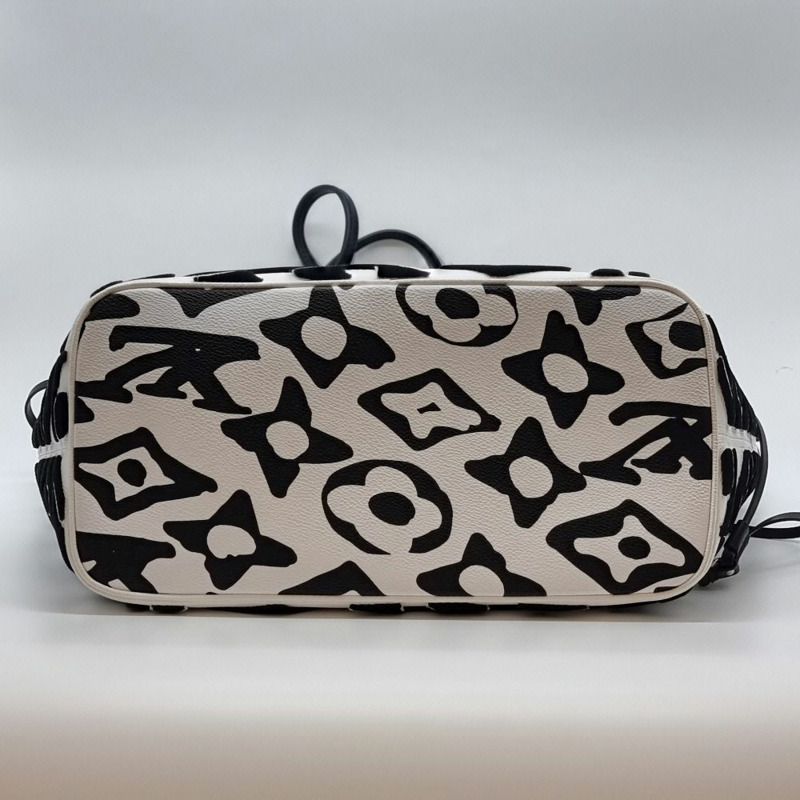 【包稅】LOUIS VUITTON Urs Fischer Neverfull 手提包 LOB090930-4