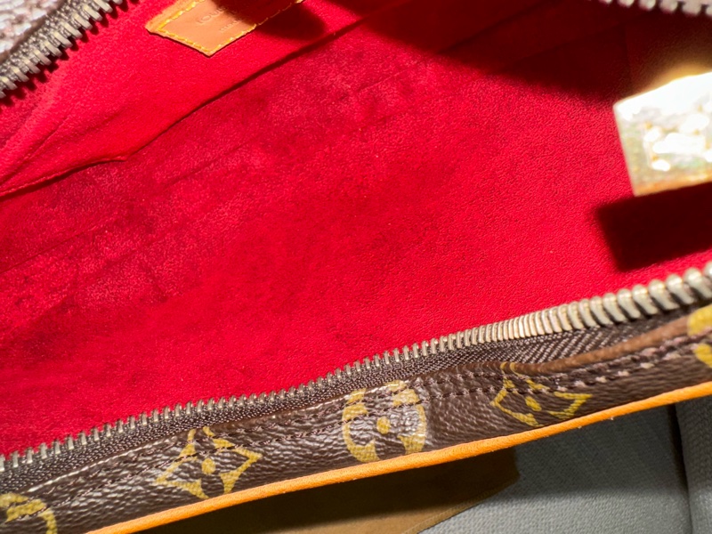 LV Croissant small 中古可頌包小號🥐漂亮好包況🧡豌豆包/月亮包/月牙包/LV老花肩背包/LV腋下包-34