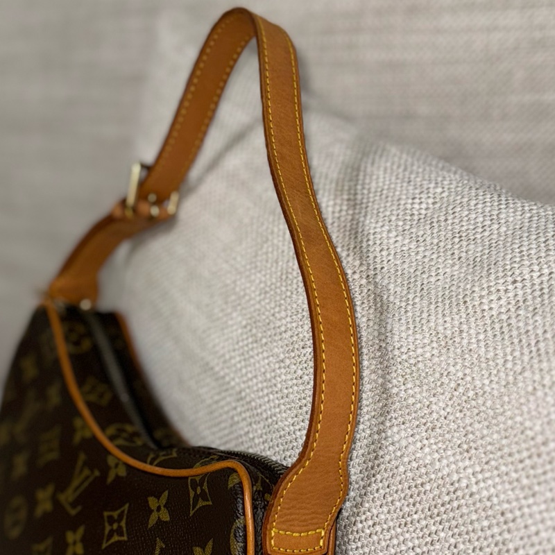 LV Croissant small 中古可頌包小號🥐漂亮好包況🧡豌豆包/月亮包/月牙包/LV老花肩背包/LV腋下包-70