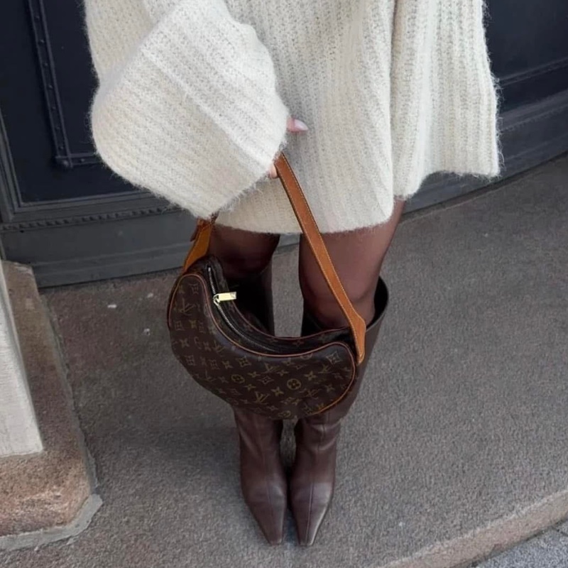 LV Croissant small 中古可頌包小號🥐漂亮好包況🧡豌豆包/月亮包/月牙包/LV老花肩背包/LV腋下包-9