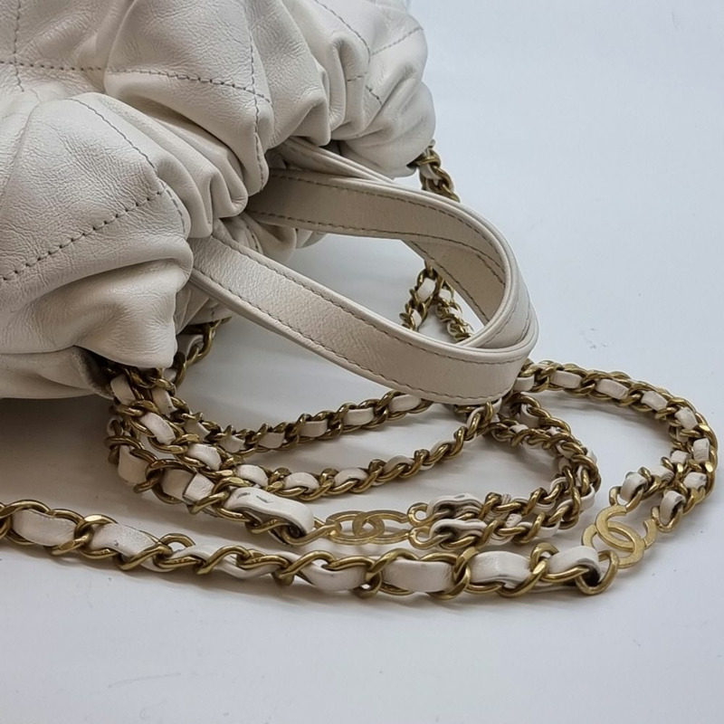 【包稅】CHANEL 【小號】22 白色背包 CHB101332-3