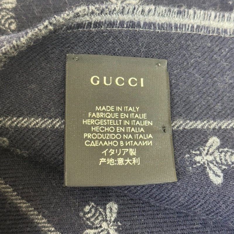 【冬日時尚🥰全平台獨一無二】GUCCI古馳雙面蜜蜂羊毛圍巾｜藏青色拼灰色-3