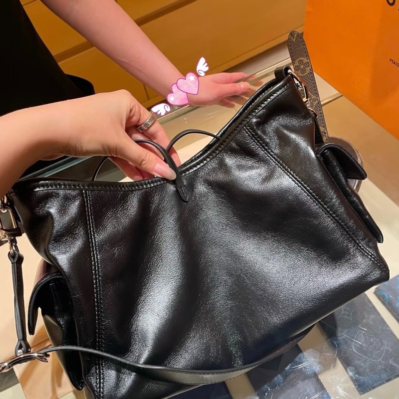 【全新大全套✨ 26年1月購證✨全網最低價】LV黑武士carryall  cargo小號-4