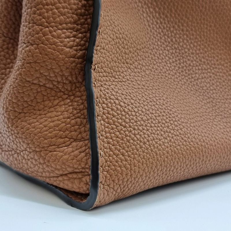 【包稅】FENDI 大號 Peekaboo 手提包/單肩包 FEB102107-4