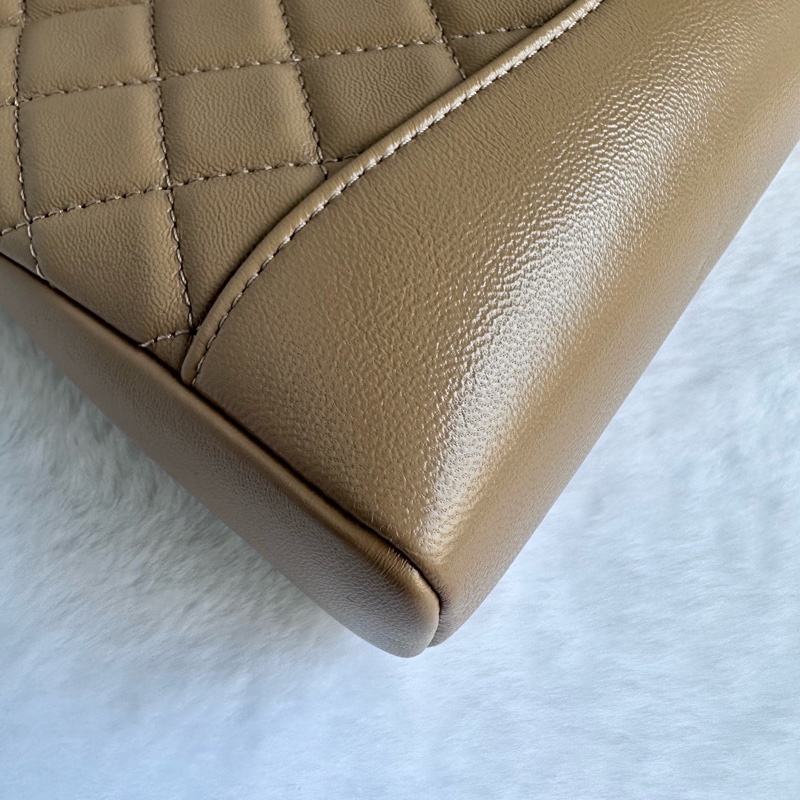 99閒置新 有票❤️Chanel香奈兒 31bag mini奶茶色-6