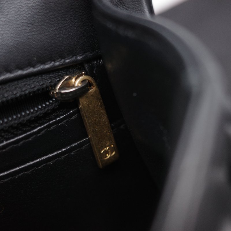 Chanel 香奈兒 V-Stitch V 紋 山形紋 黑色 牛皮 手提包 郵差包 斜挎包-12