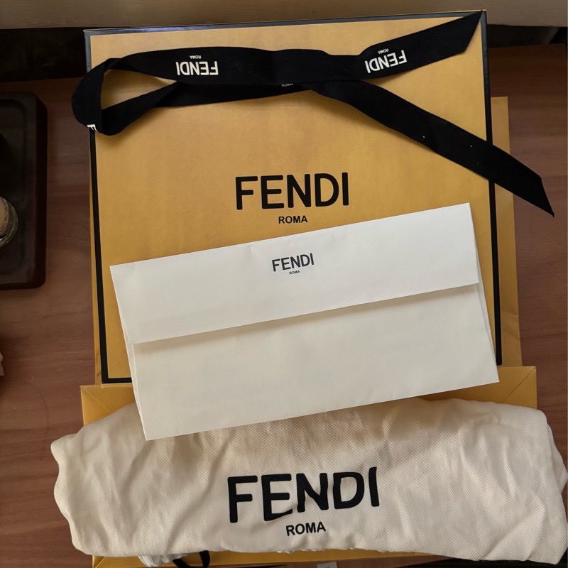 Fendi - Soft Trunk Baguette 老花帆布硬箱包-17