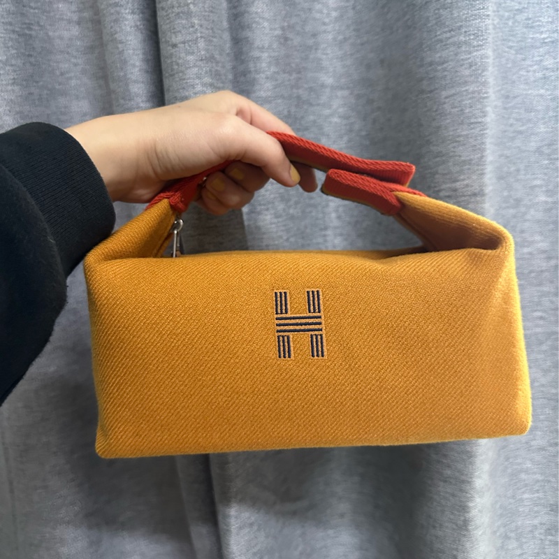 Hermes 愛馬仕 飯盒包 小號 Bride a Brac Case 赭石色 3H Ocre  PM 洗漱包  羊毛材質-0