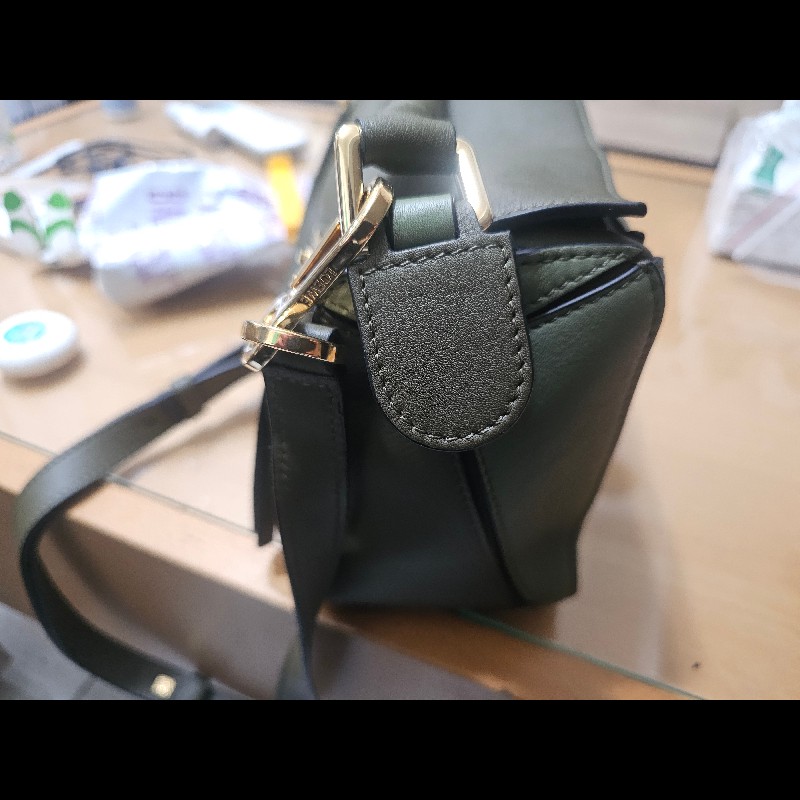 Loewe Puzzle Small 秋綠/淡燕麥-5