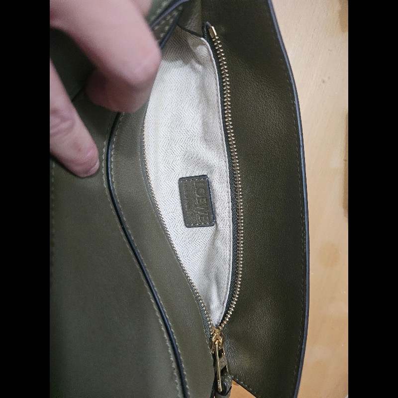 Loewe Puzzle Small 秋綠/淡燕麥-10