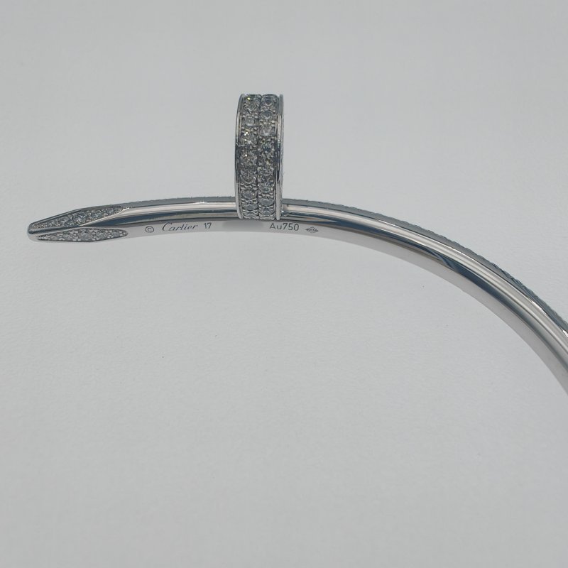 Cartier 卡地亞 Juste Un Clou 白金手鐲 經典設計 半圓形鑽石鑲嵌 尺寸 17-7