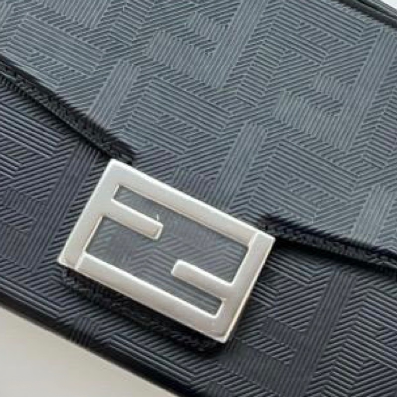 Fendi Trunk bag-3