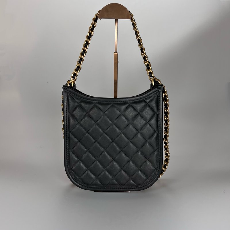 全新品 CHANEL AS4532 黑牛皮金釦菱格紋HOBO腋下包-1