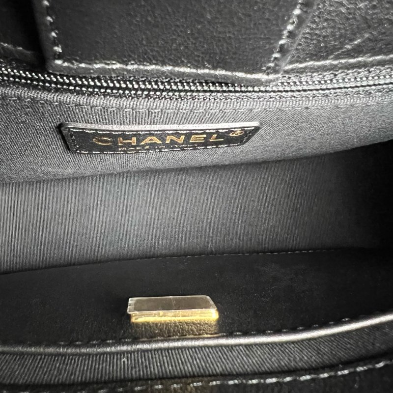 全新品 CHANEL AS4532 黑牛皮金釦菱格紋HOBO腋下包-5