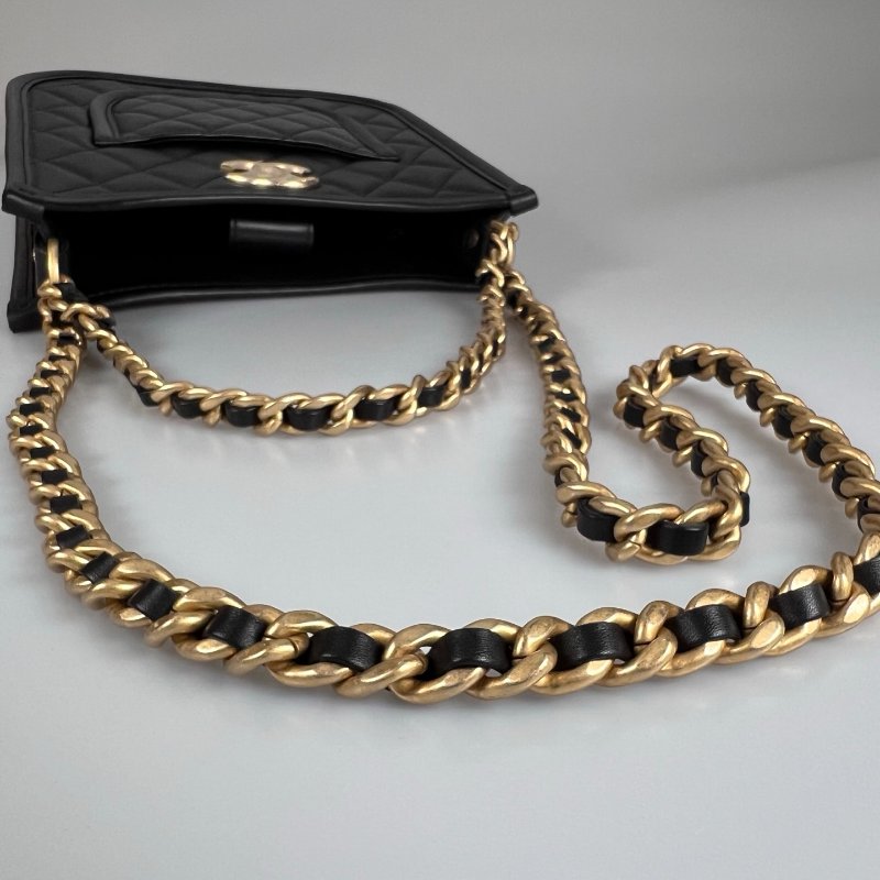 全新品 CHANEL AS4532 黑牛皮金釦菱格紋HOBO腋下包-8