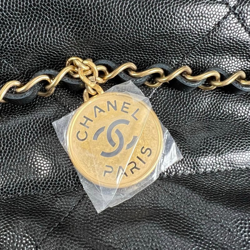 全新品 CHANEL AS3261 黑亮面荔枝皮黑扣金鍊 22BAG 中號-15