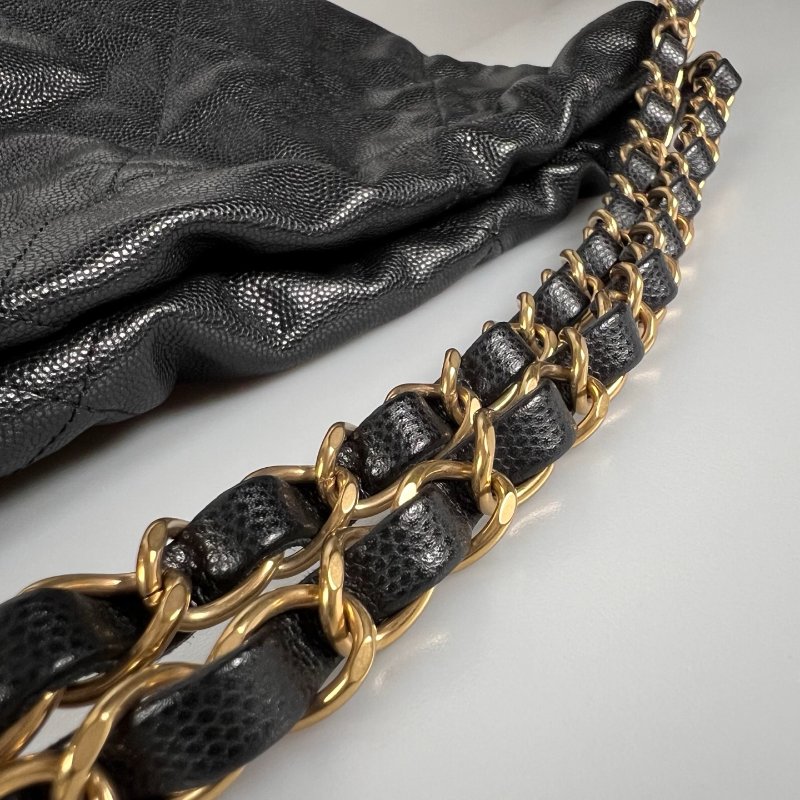 全新品 CHANEL AS3261 黑亮面荔枝皮黑扣金鍊 22BAG 中號-16