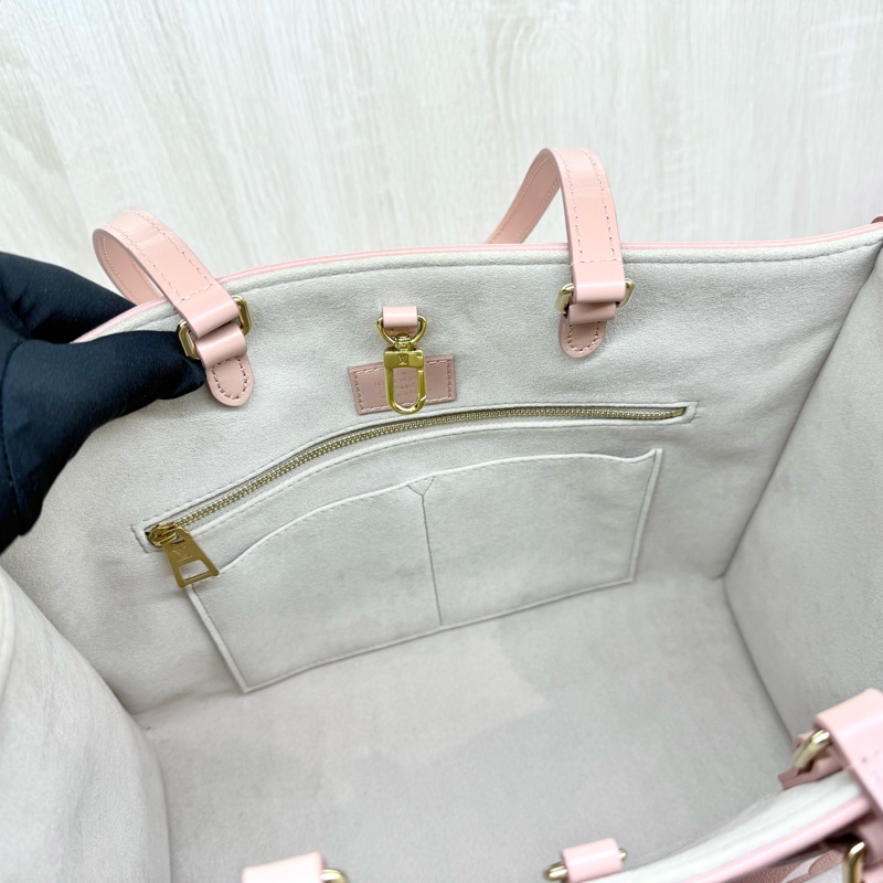 LV粉拚米雙色牛皮on the go MM手提側背包M45982-8